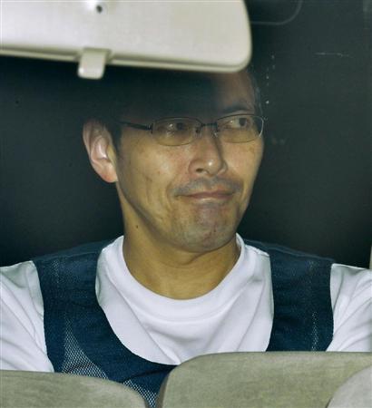 akeshi Fujiwara é levado à Promotoria no dia 21