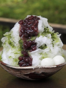 "Kakigoori" feito de gelo natural da doceria Kanou Shoujuan