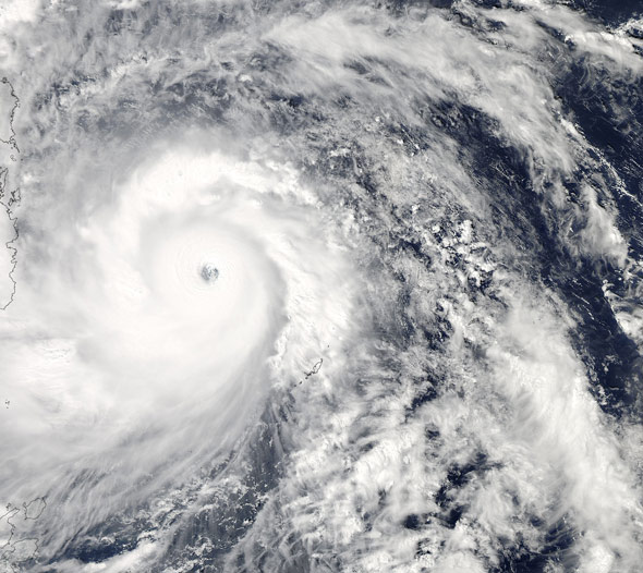 Tufão número 19, em foto tirada pelo satélite Aqua