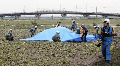 Outra vítima, encontrada morta em Joso, Ibaraki, no dia 13. Foto: Yomiuri